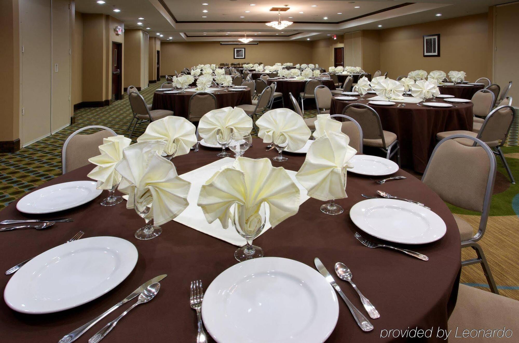 Holiday Inn Houston-Webster By Ihg Экстерьер фото
